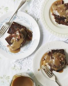 Banana Date cake, gluten free cake recipes, by healthista