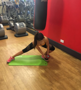 Lateral lunge touch 8 moves that will change your body fast by healthista vicky