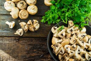 Mushrooms, 8 top foods to boost your energy, by healthista