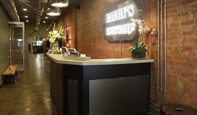 barrys-bootcamp-london foyer