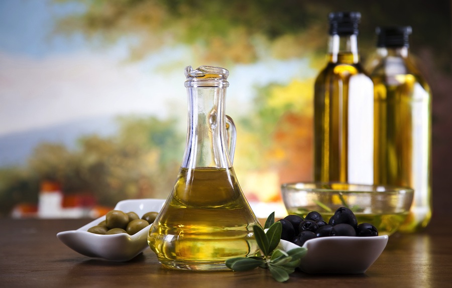 bigstock-Olive-Oil-38964274