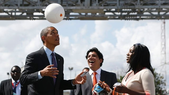 President Obama with Charted Play's electricity-generating ball and CEO Jessica O. Matthews