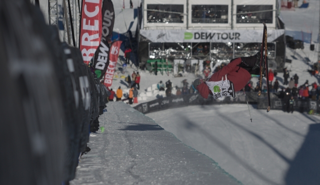 Rowan Cheshire, women's ski pipe qualifying mountain championships, Colorado 2013, credit: http://www.roski.co.uk/gallery/?album=all&gallery=15