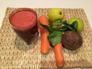 Healthista-Yanar-Alkayat-Juicing-detox-review-1024x768.jpg