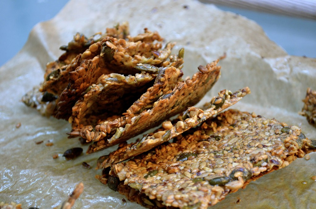 paleo crisp bread - The PERFECT paleo dinner party