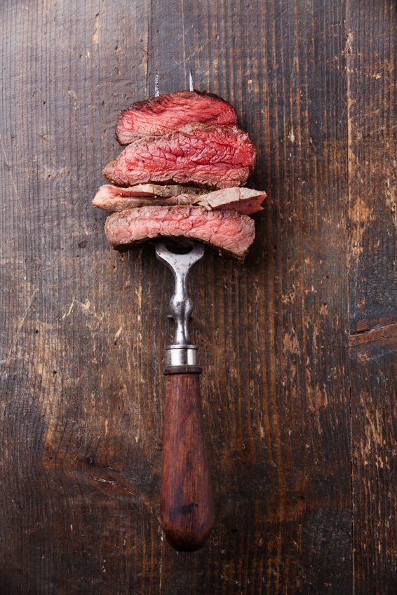 slices of steak, are you getting enough iron in your diet by healthista.com