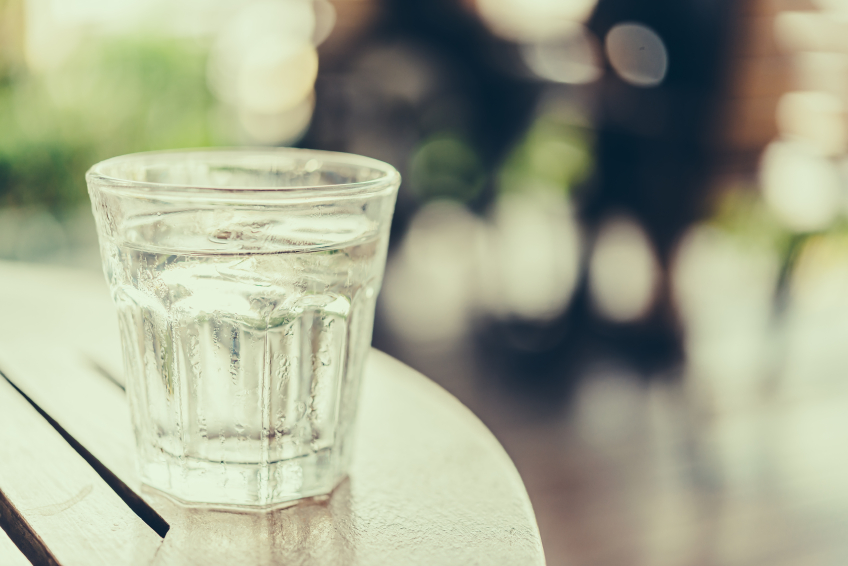 glass of water, grocery list to help fight fatigue by healthista.com