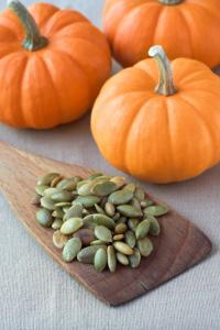 pumpkin-seeds-concentration-at-work-by-healthista.com