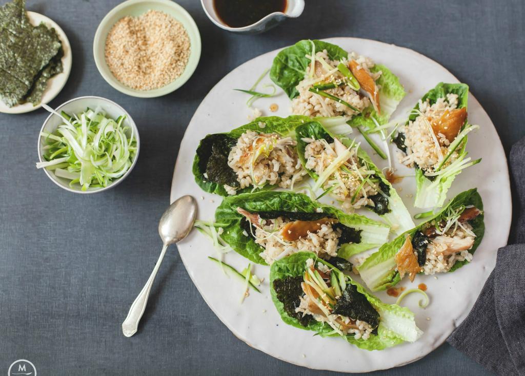 Sesame mackerel brown rice in crunchy nori lettuce wraps-1