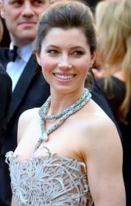 Hollywood celebrity Jessica Biel swears by a Paleo diet. 