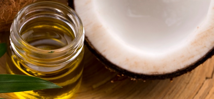 Coconut and coconut oil, 7 oils for your family, by healthista.com