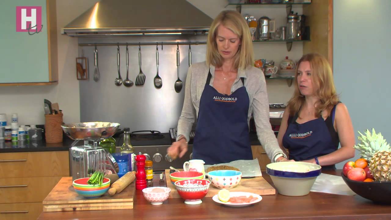 Smoked salmon scrambled eggs with flaxseed crackers Healthista