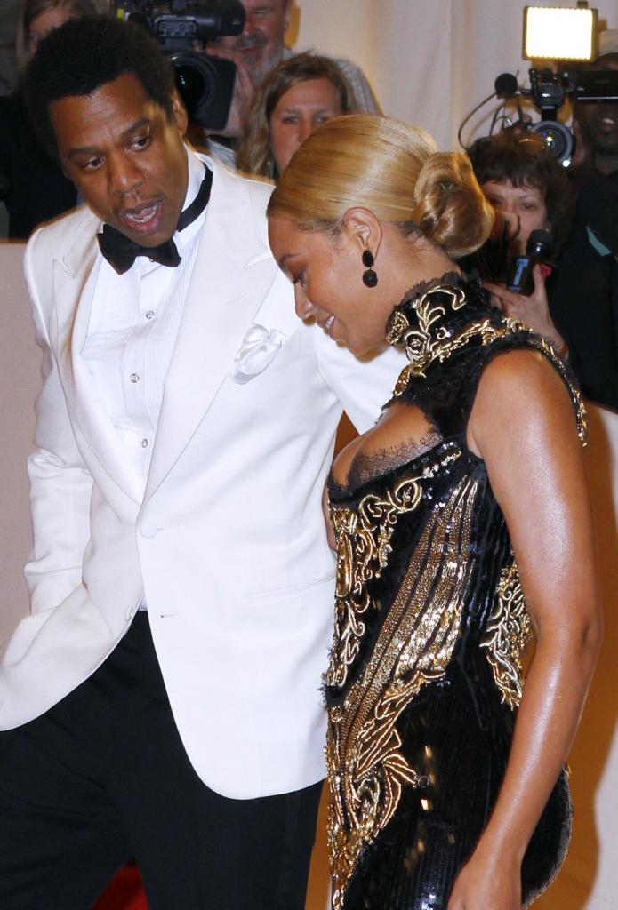 Jay-Z and beyonce representing the new vegan trend diet.