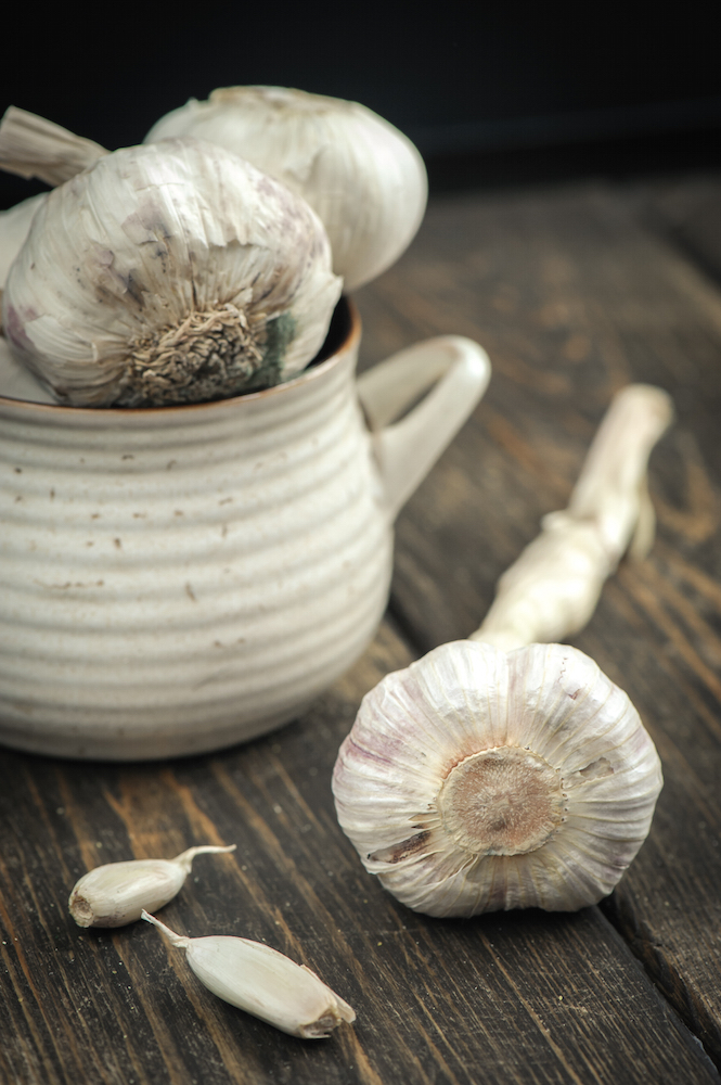 Garlic, 13 Essential Nutrients for a Healthy Heart by healthista.com