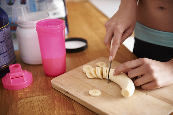 chopping banana is macro counting the new calorie counting by healthista