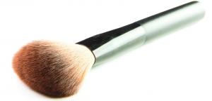 blush brush, estee edit, by healthista.com