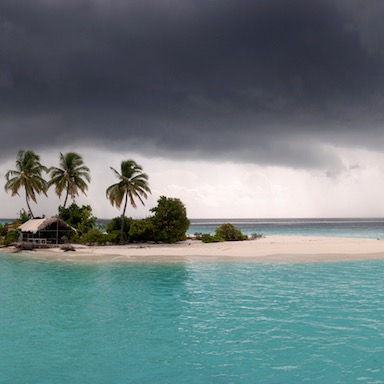 featured image, desert island, by healthista.com