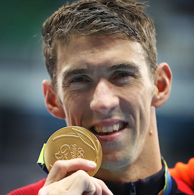 Michael-Phelps-gold-Rio-eat-think-train-like-an-Olympic-athlete-by-healthista-1