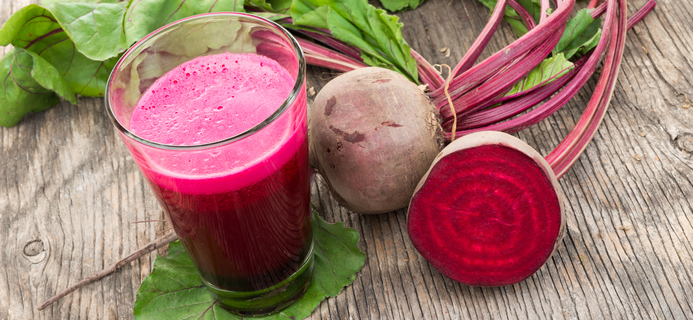 60-second-smoothies-30-day-challenge-by-healthista-com-raspberry-and-beetroot-zinger2