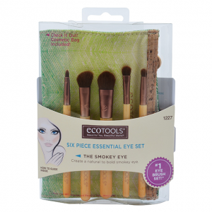 ecotools-brushes-3-party-makeup-looks-to-help-you-step-out-of-your-beauty-comfort-zone-by-healthista