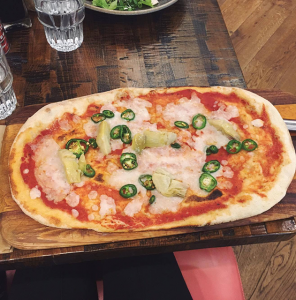 Zizzi margerita vegan, Eating out as a vegan - the 4 week no meat, egg or dairy challenge by healthista