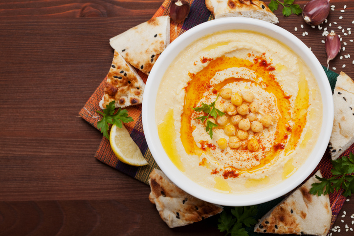 hummus, Niomi Smart's top tips for vegans - 4 week no meat, egg or dairy challenge by healthista