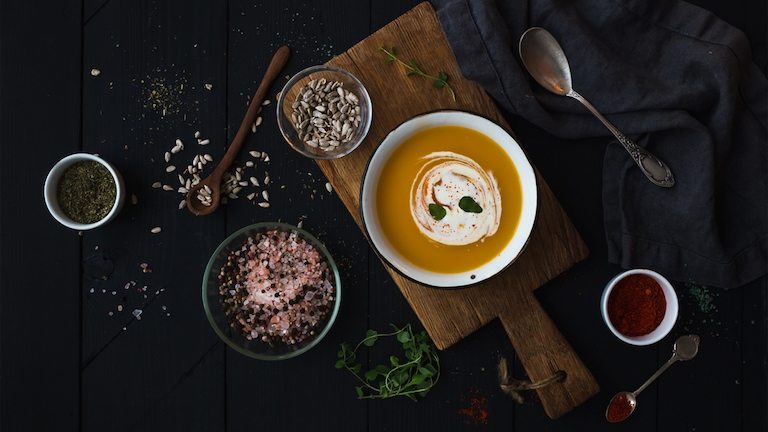 soup-on-wooden-board-steps-to-making-healthy-soup