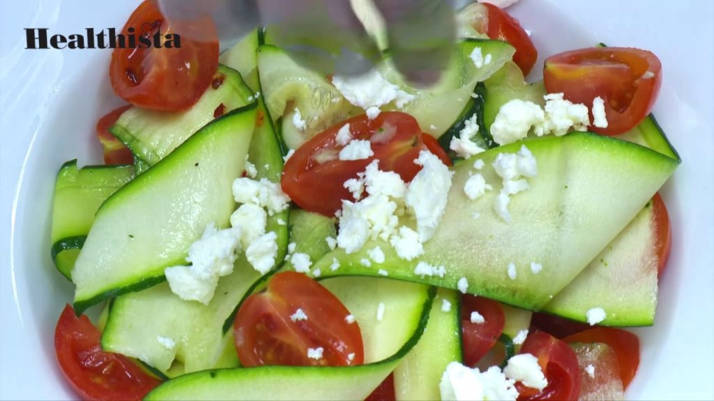 5 minute meatfree Monday recipe superfast, zesty courgette salad