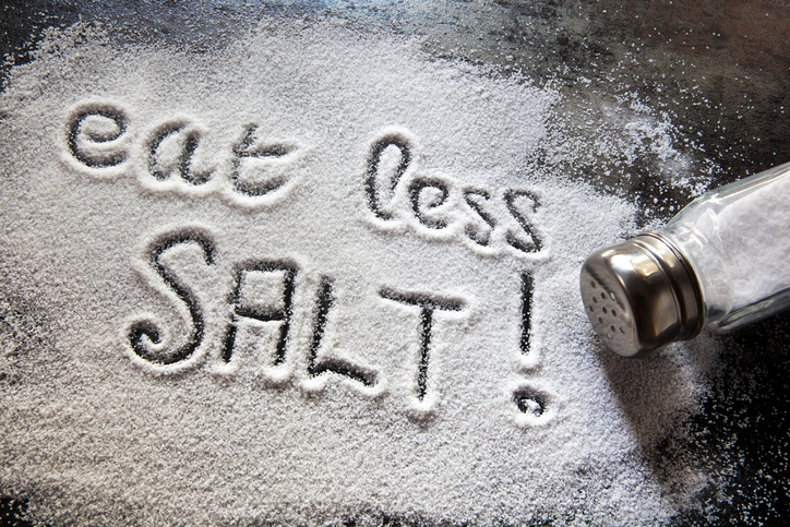 hormonal-bloating.-Salt.-Healthista