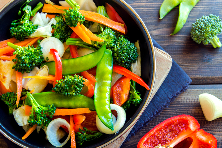 veg stir fry, 8 best fat burning foods by healthista