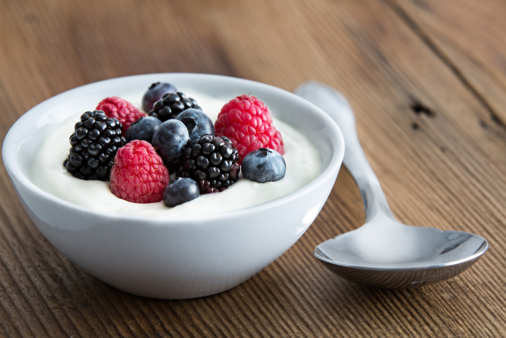 berries and yoghurt, 31 days of sugar rehab week one by healthista