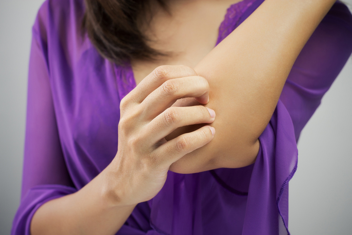 scratching elbow, symptoms of coeliac disease by healthista