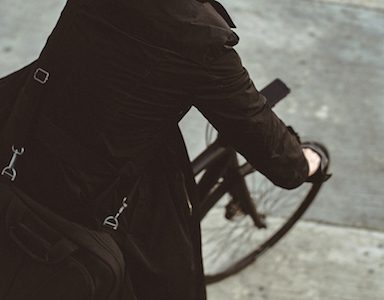 commuter-to-work-on-bike-cycle-plan-made-easy-by-healthista.com-featured.jpg