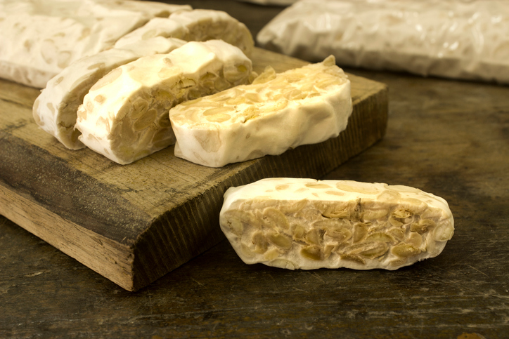 tempeh-Fermenting-foods-at-home-A-step-by-step-guide-alana-holloway-by-healthista.com