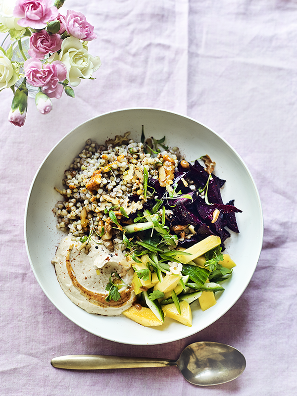 Healthy beetroot and mango summer salad bowl with almond butter dressing, madeleine shaw, by healthista (4)