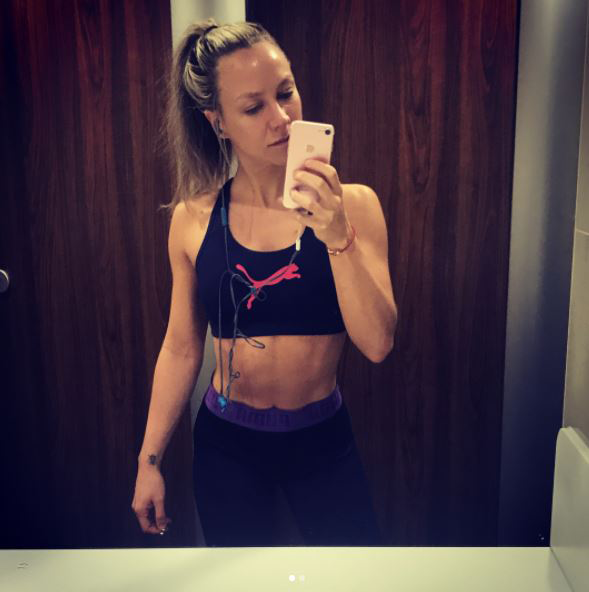 Chloe Madeley selfie, the little pill that fixed my bloating problems by healthista