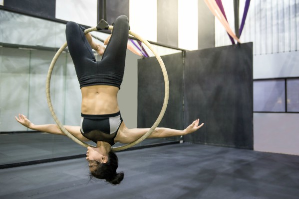 aerial-hoop-Rise-Today-new-fitness-app-by-healthista.com-in-post-image.jpg