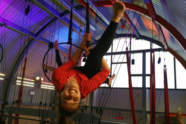 exepiencing-the-aerial-hoop-Rise-Today-new-fitness-app-by-healthista.com-in-post-image.jpg