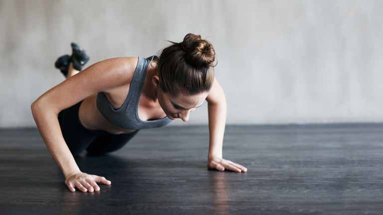 kneeling plank, 30 day plank challenge day 22 by healthista.com