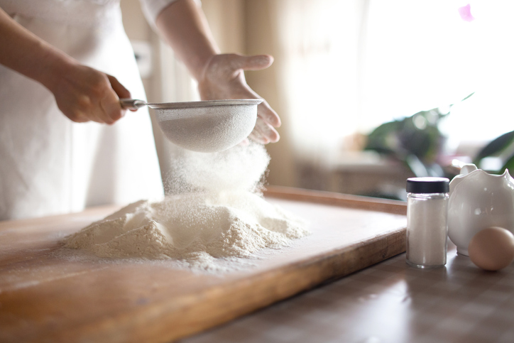 flour-15-organic-food-essentials-by-healthista