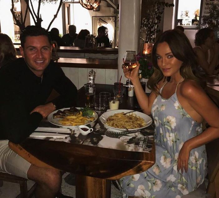 How to keep healthy habits when you are a party girl Vicky Pattison's PT's top tips, by healthista.com 22