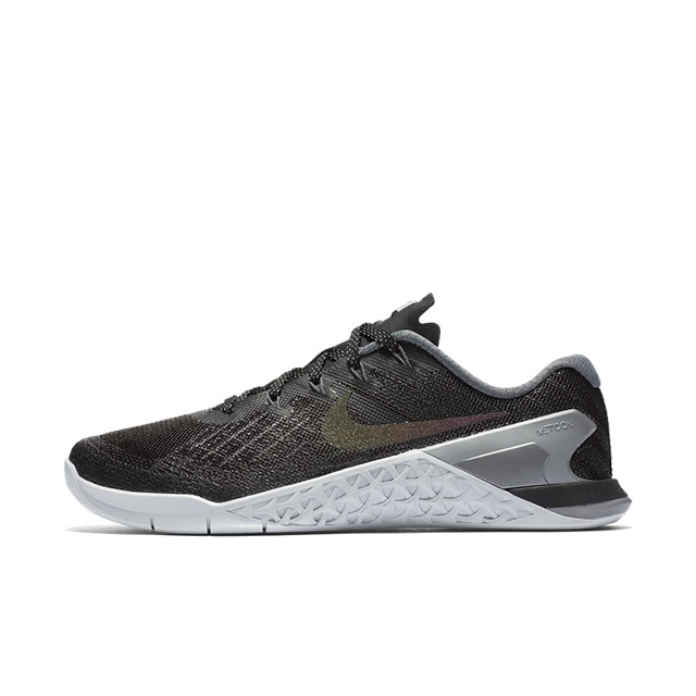 Nike Metcon metallic, best christmas presents for fitness lovers by healthista