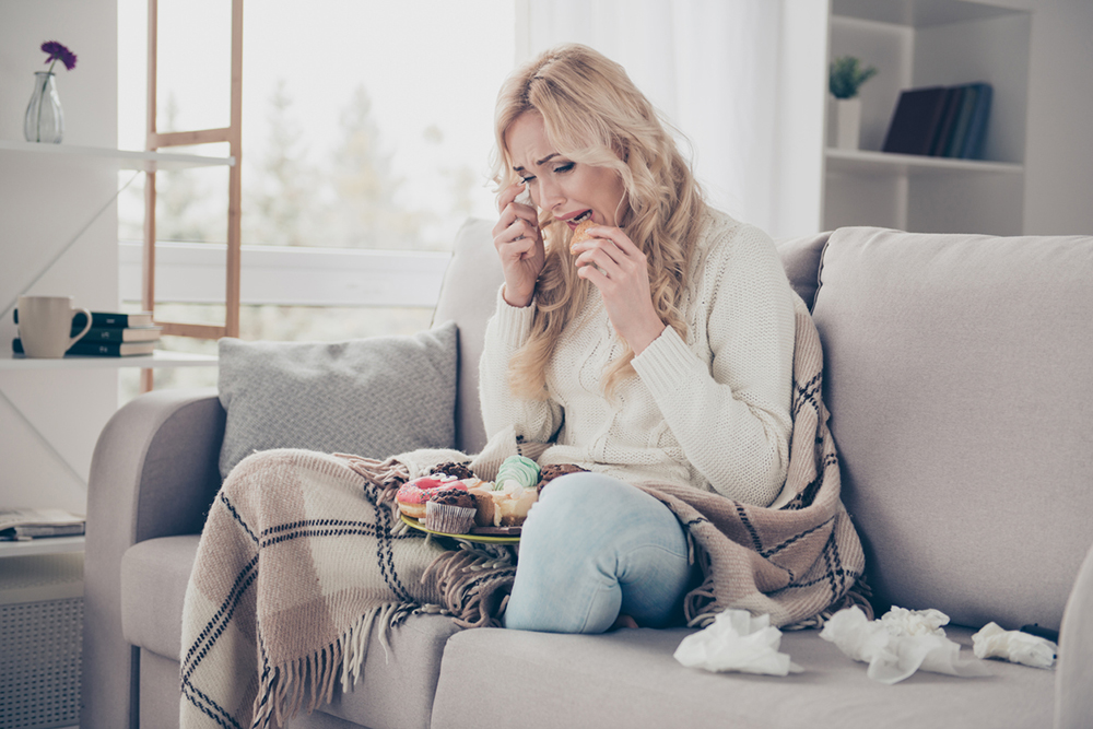 woman-emotional-eating.jpg