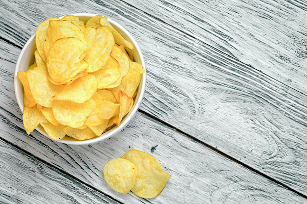 crisps-in-bowl-snacking-survey-by-healthista.com