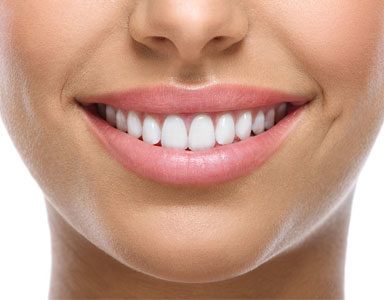 mouth-smiling,-Anti-ageing-face-yoga-for-smoother-lips-in-60-seconds-by-healthista.com