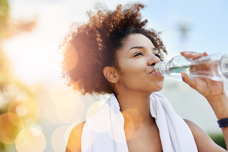 woman-drinking-water-after-workout-12-best-wight-losss-tips-this-nutritionist-has-heard-healthista