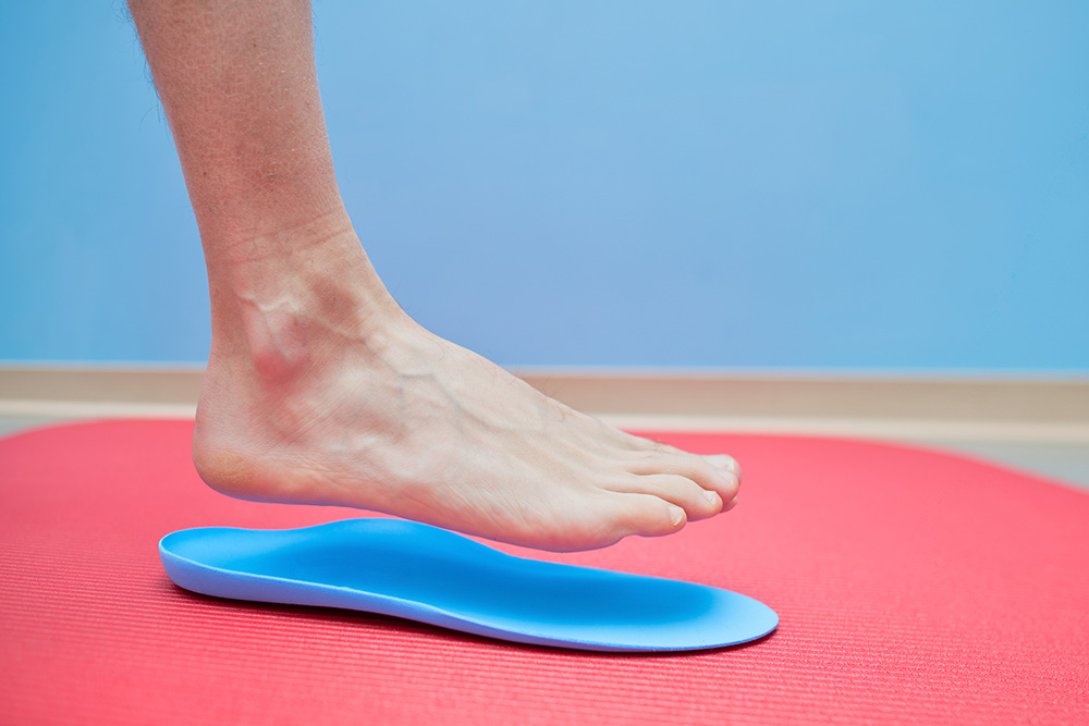 Arthritis knee pain treatment orthotics Healthista.