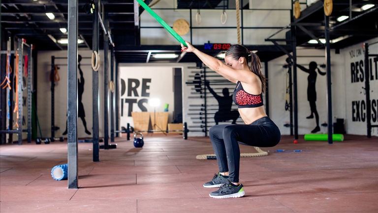 trx-squat,-25-gym-moves-in-25-days-by-healthista