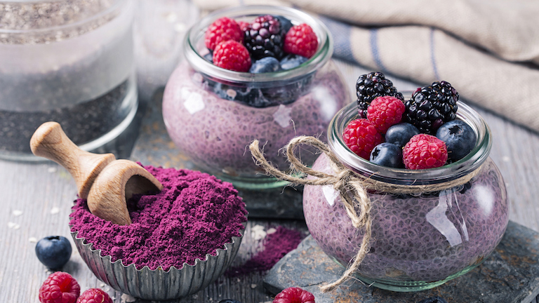 berry-powders-New-series-Trendy-Nutrients-by-healthista-main-image