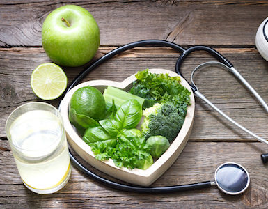 green-veg-and-apple-what-works-for-heart-health-by-Healthista-and-biocare